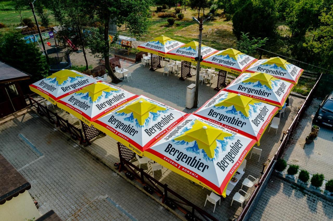 Pensiunea Vialux Bacău Exterior foto